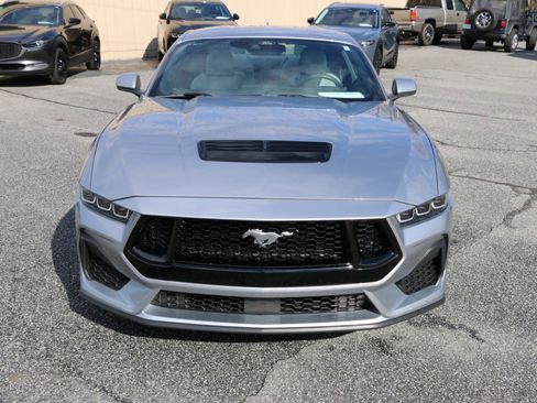 Used 2024 Ford Mustang GT Premium image 11