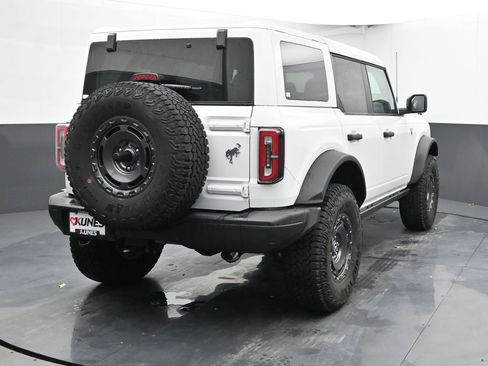 New 2025 Ford Bronco Badlands w/ Sasquatch Package image 9