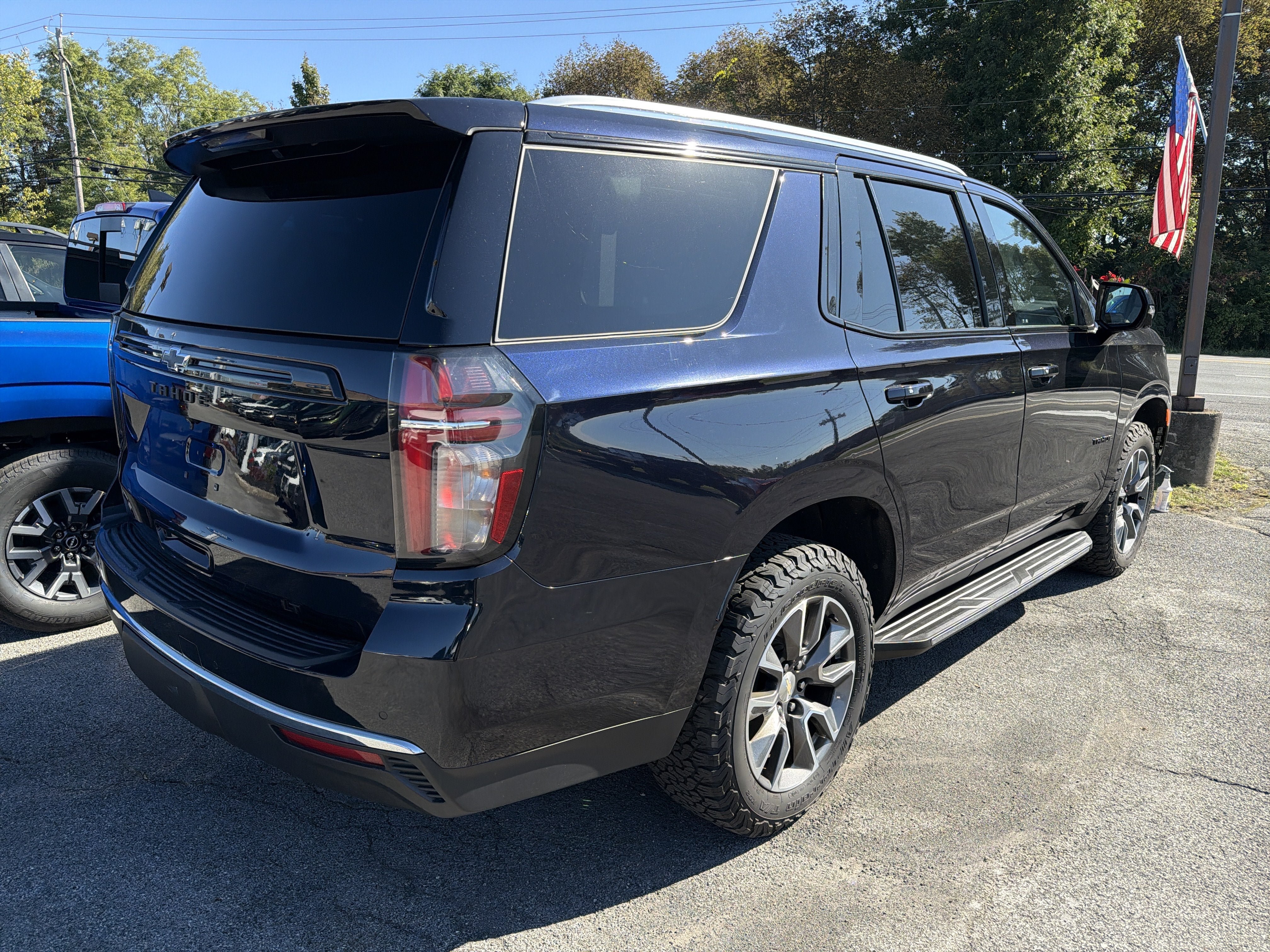 Used 2022 Chevrolet Tahoe LT w/ LT Signature Plus Package AWD/4WD image 7