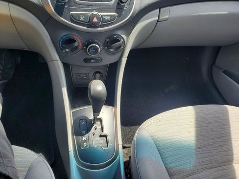 Used 2016 Hyundai Accent SE FWD image 18