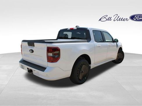 New 2025 Ford Maverick Lobo image 3