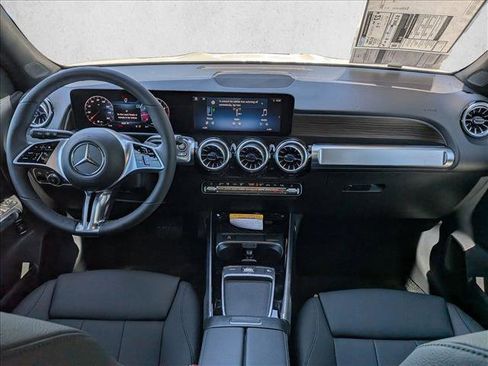New 2026 Mercedes-Benz GLB 250 4MATIC image 15