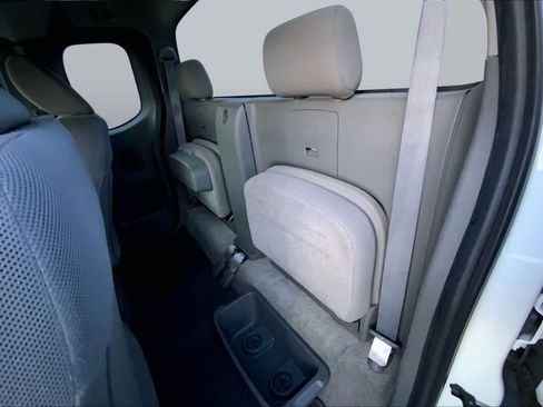 Used 2015 Nissan Frontier S RWD image 18