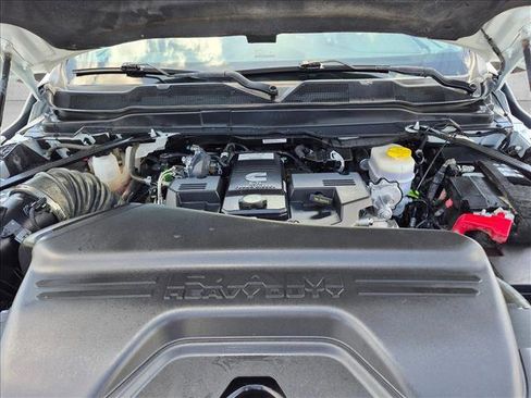 Used 2024 RAM 2500 Laramie w/ Safety Group AWD/4WD image 23
