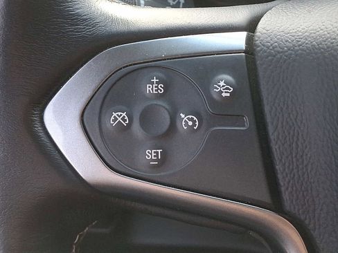 Used 2018 Chevrolet Tahoe LT image 21