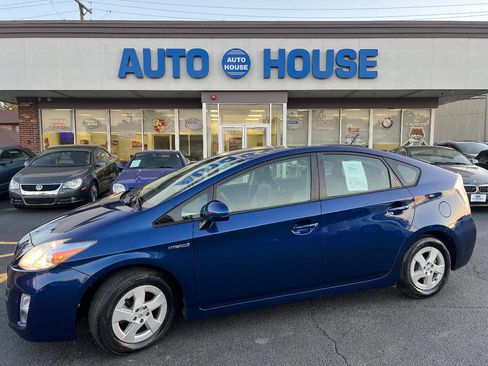 Used 2010 Toyota Prius Five image 1