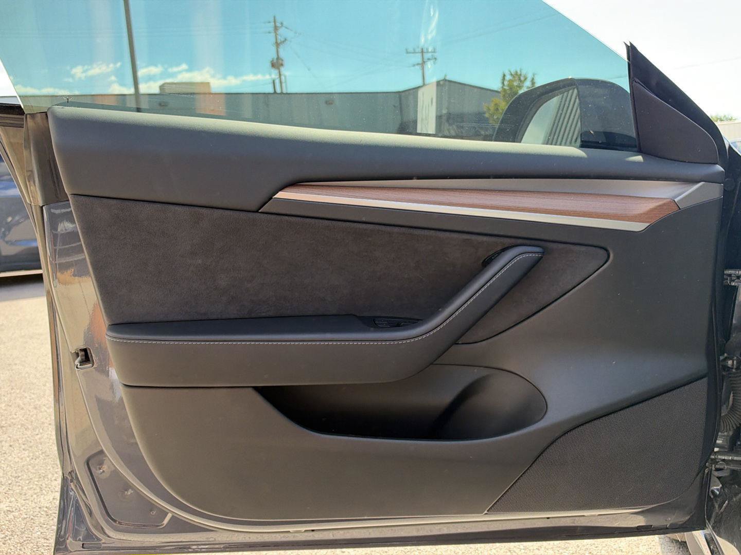 Used 2023 Tesla Model 3 Standard Range RWD image 14