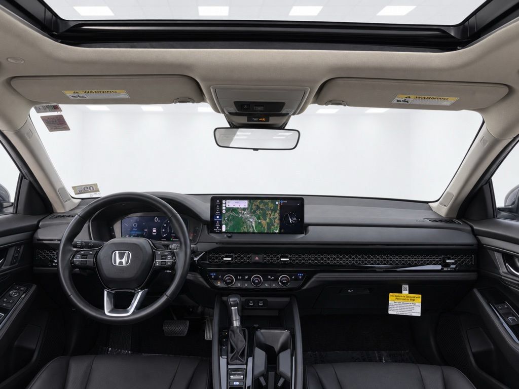 Used 2023 Honda Accord Touring image 27