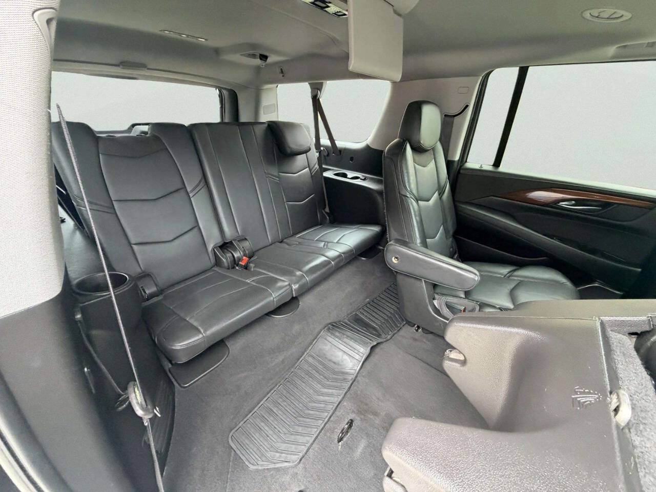 Used 2015 Cadillac Escalade ESV Premium AWD/4WD image 32