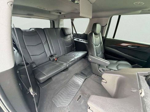 Used 2015 Cadillac Escalade ESV Premium AWD/4WD image 32