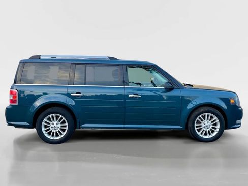 Used 2016 Ford Flex SEL image 6