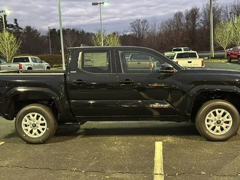 New 2026 Toyota Tacoma SR5 image 27