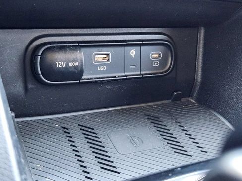 Certified 2023 Kia Sportage EX AWD/4WD image 32