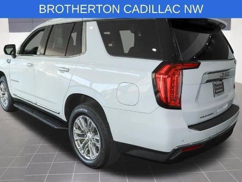 Used 2022 GMC Yukon SLT image 3