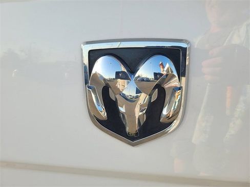 Used 2022 RAM 1500 Classic SLT w/ Trailer & Traction Group image 10