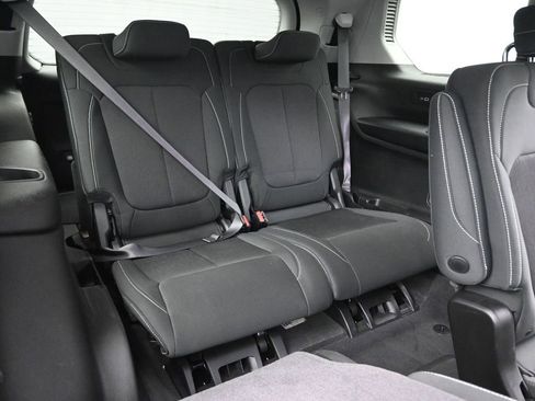 Used 2021 Jeep Grand Cherokee L Laredo w/ Luxury Tech Group I image 24