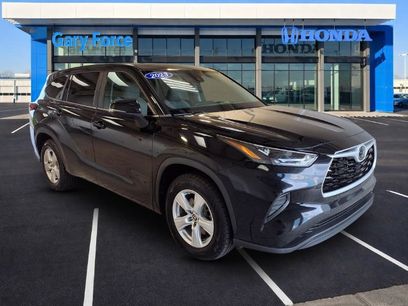 Used 2023 Toyota Highlander L