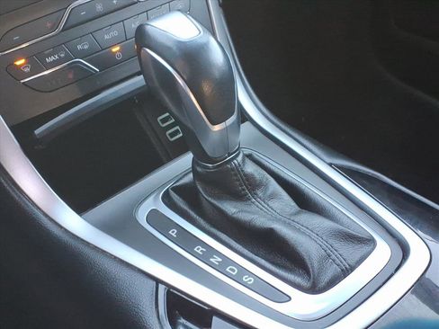 Used 2016 Ford Edge SEL w/ Equipment Group 201A image 12