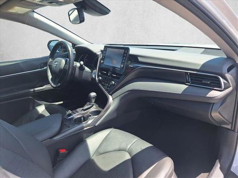 Used 2023 Toyota Camry XSE FWD image 19