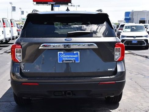 Used 2020 Ford Explorer XLT w/ Comfort Package AWD/4WD image 6