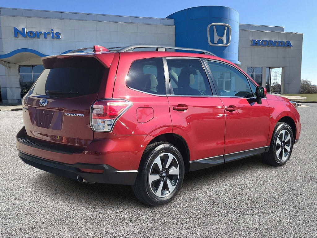 Used 2018 Subaru Forester 2.5i Limited AWD/4WD image 4