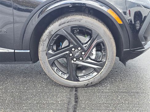 New 2026 Chevrolet Equinox EV RS image 2