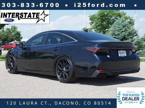 Used 2021 Toyota Avalon Limited w/ Advanced Safety Package FWD image 3