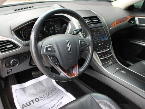 Used 2014 Lincoln MKZ AWD image 12
