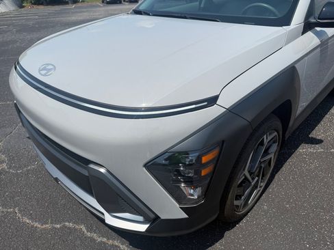 Used 2026 Hyundai Kona SEL Premium FWD image 24