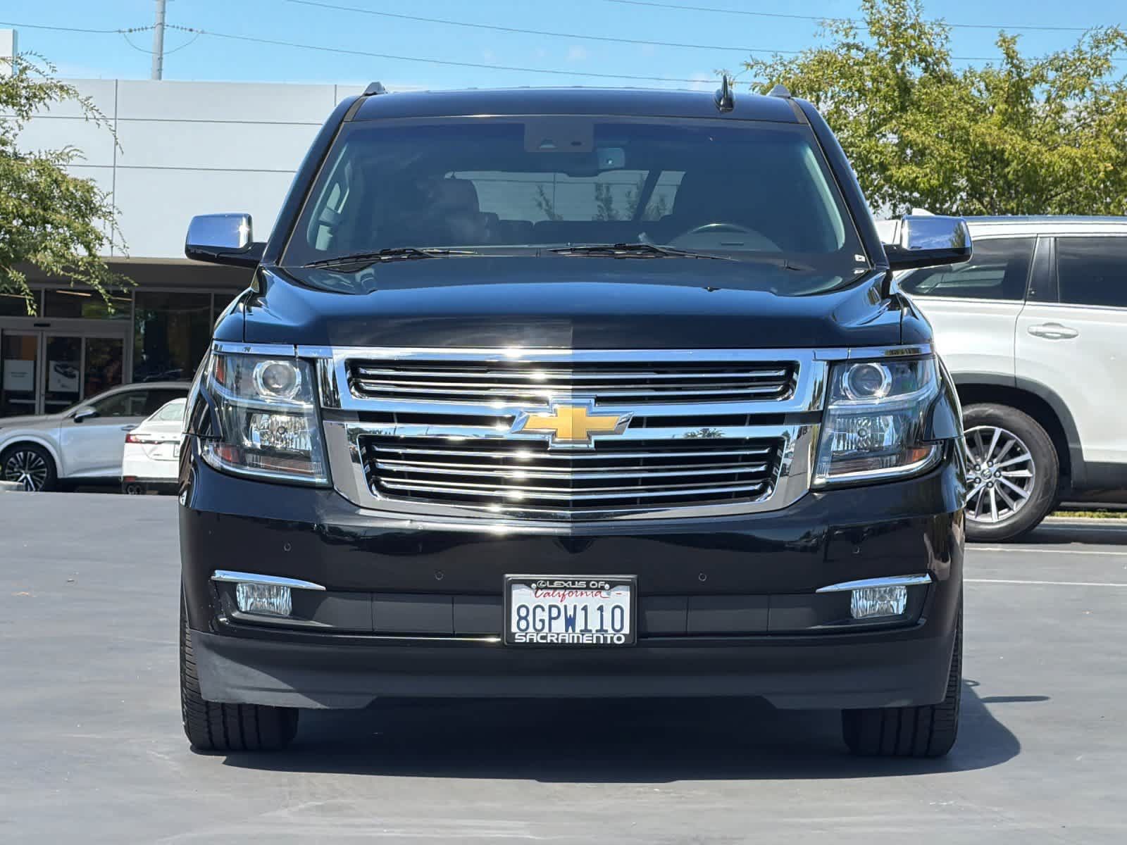 Used 2019 Chevrolet Suburban Premier AWD/4WD image 10
