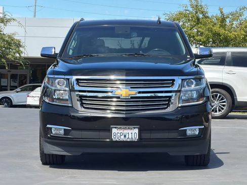 Used 2019 Chevrolet Suburban Premier AWD/4WD image 10