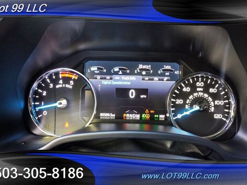 Used 2021 Ford F350 Platinum w/ Tremor Off-Road Package AWD/4WD image 23