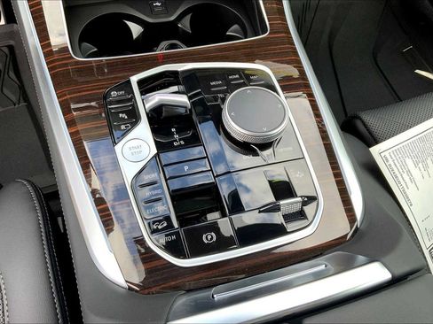 New 2026 BMW X5 xDrive50e w/ M Sport Package image 17