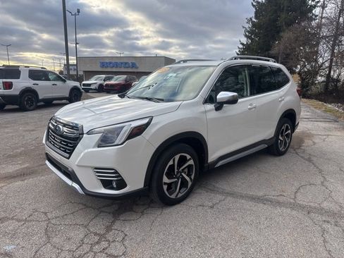 Used 2022 Subaru Forester Touring w/ Popular Package #3 image 6
