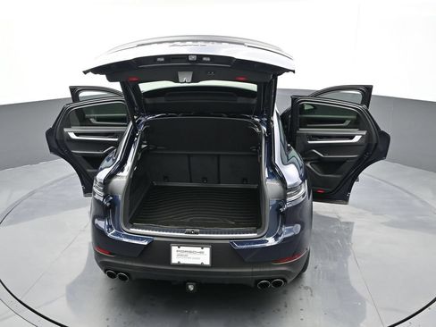 New 2025 Porsche Cayenne S AWD/4WD image 28