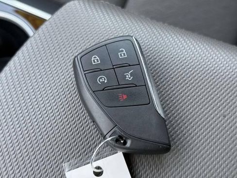 Used 2025 Chevrolet Equinox LT w/ Convenience Package II AWD/4WD image 32