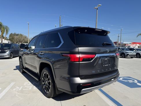 Used 2025 Toyota Sequoia Limited image 5