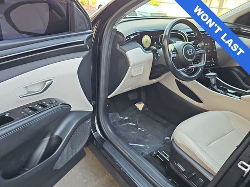Used 2022 Hyundai Tucson SEL w/ Convenience + Premium Package FWD image 10