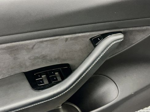 Used 2019 Tesla Model 3 Long Range image 15