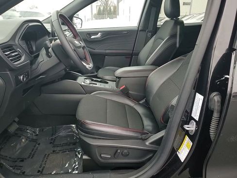 Used 2025 Ford Escape ST-Line image 14