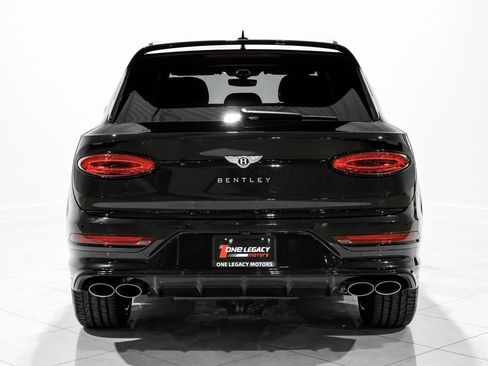 Used 2023 Bentley Bentayga Speed image 9