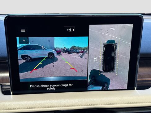 Used 2022 Lincoln Aviator Reserve w/ Elements Package Plus image 35