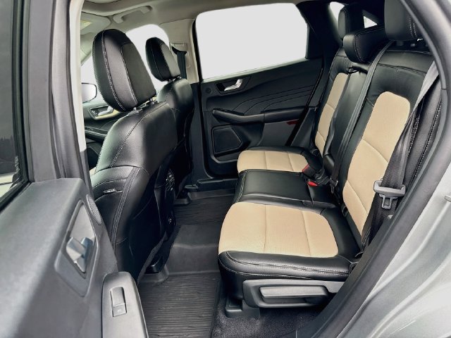 Certified 2022 Ford Escape Titanium w/ Titanium Elite Package AWD/4WD image 29
