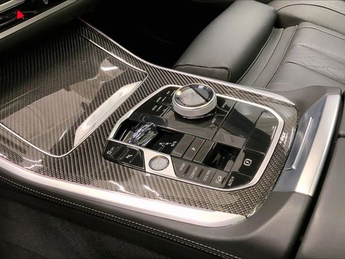 Used 2024 BMW X5 M60i image 22