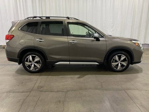 Used 2019 Subaru Forester Touring w/ Popular Package #3 image 2