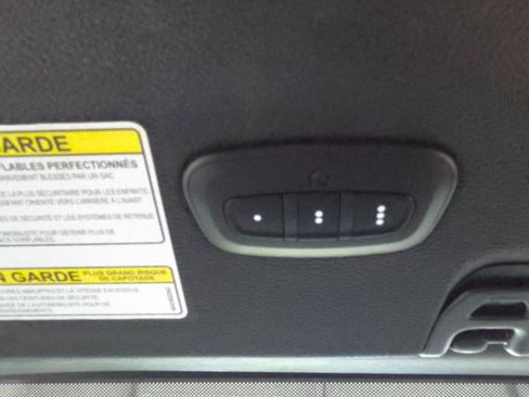 Used 2021 Jeep Wrangler Unlimited Sahara AWD/4WD image 27