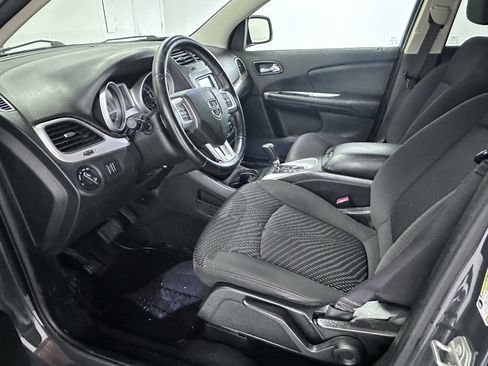Used 2017 Dodge Journey Crossroad FWD image 35
