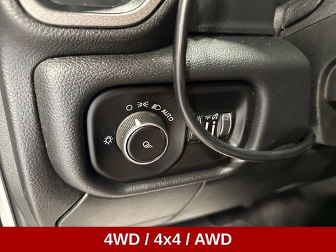 Used 2019 RAM 2500 Tradesman AWD/4WD image 9