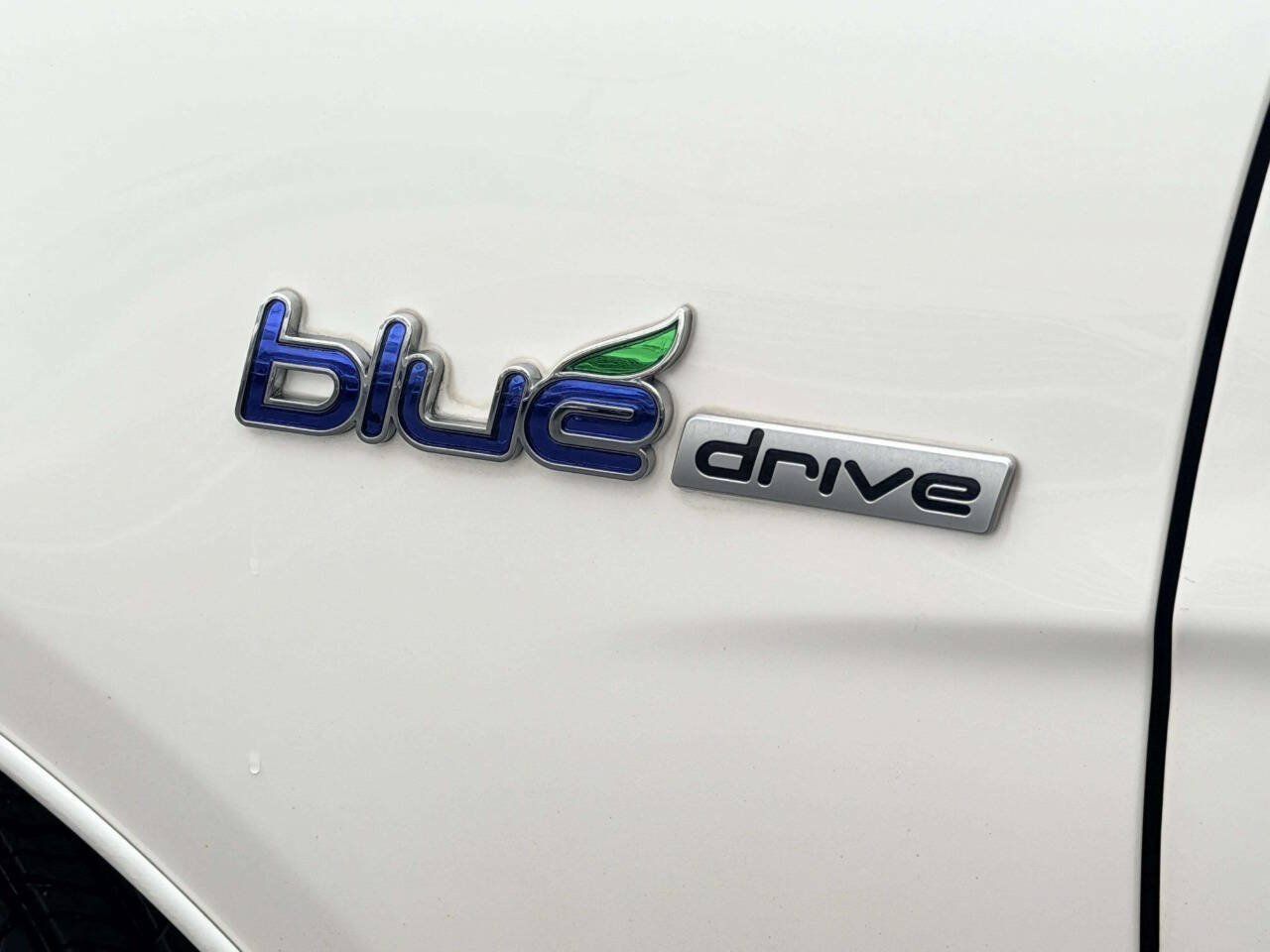 Used 2013 Hyundai Sonata Hybrid FWD image 2