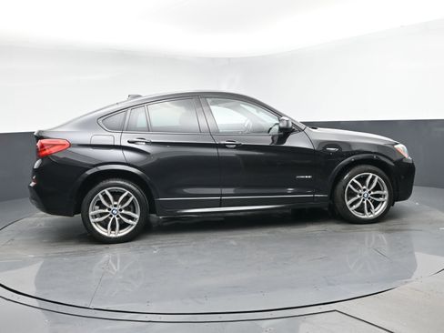 Used 2018 BMW X4 xDrive28i image 3